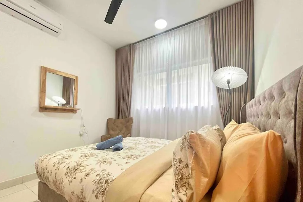 Apartment Alanis Residence 3Br + Netflix Sepang