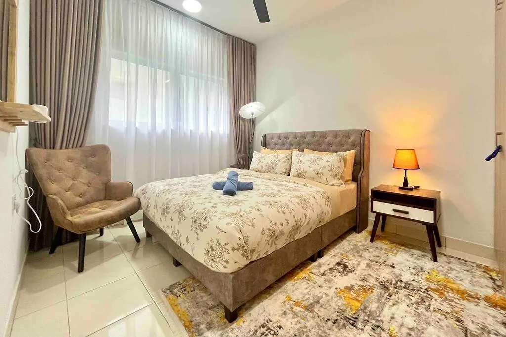 Alanis Residence 3Br + Netflix Sepang 0*,