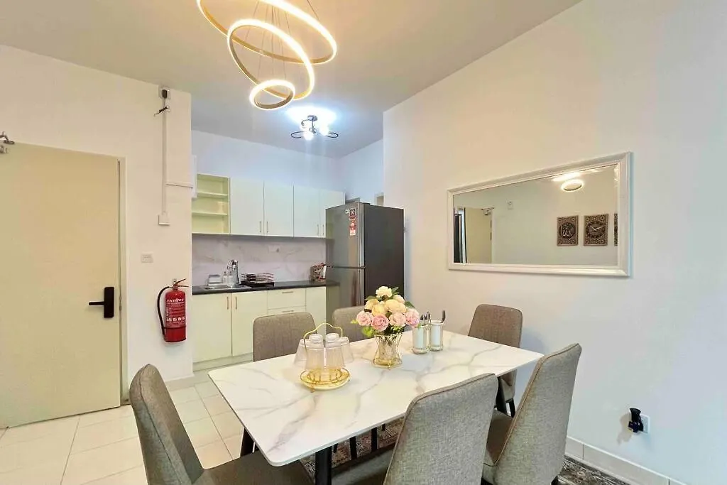 Alanis Residence 3Br + Netflix Sepang Malaysia